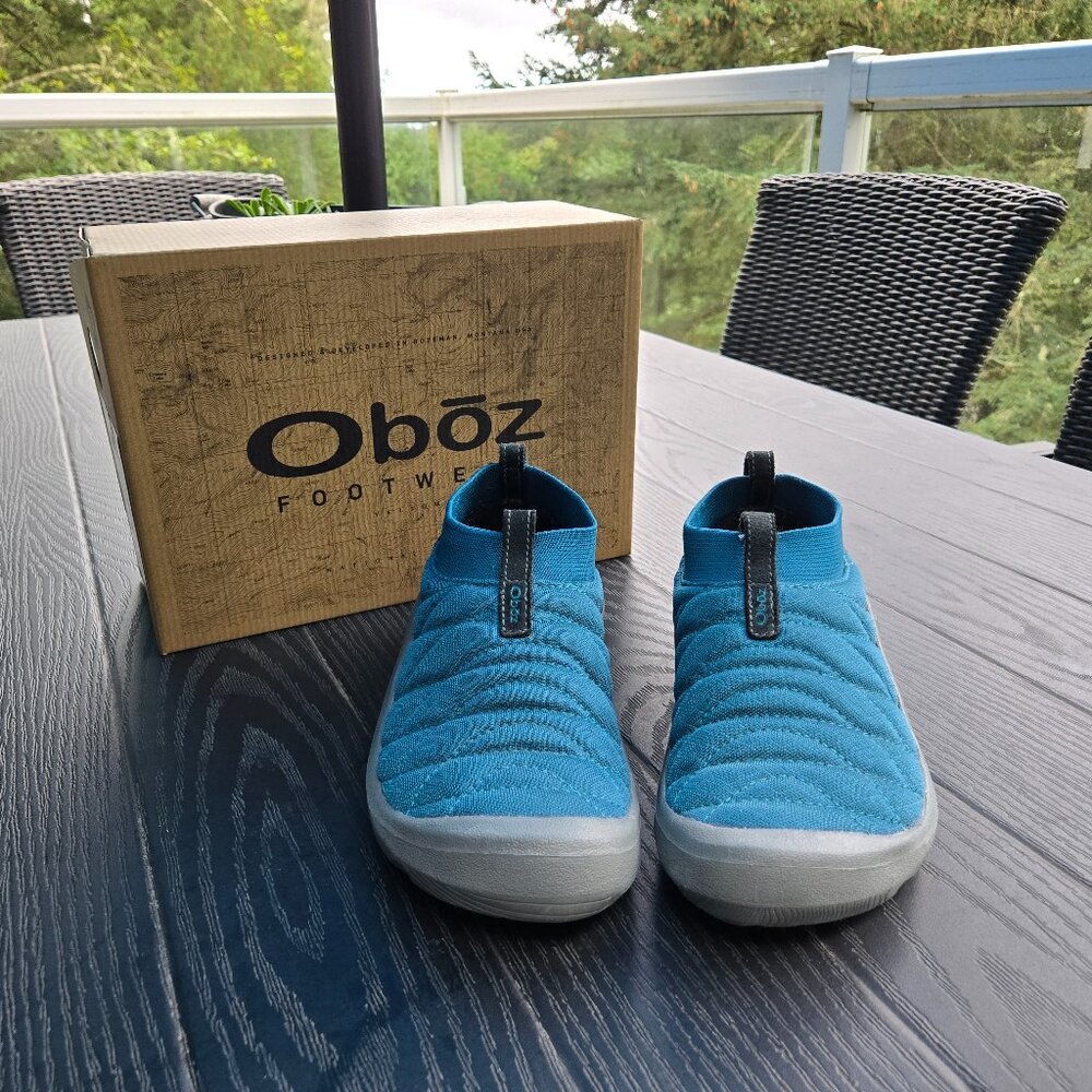 New w Box Oboz ata Puffy Slipper Women's Yukon, (Fits Like sz 6 or 6.5)Size: 7.0